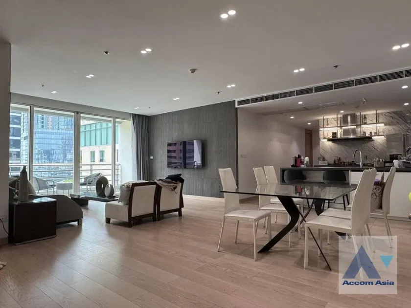 รูป 🔼🔽 AccomA 📩 Fully Furnished,Pet friendly 2 BR Condominium @Royal Saladaeng (AA43394) - รูปที่ 4/20