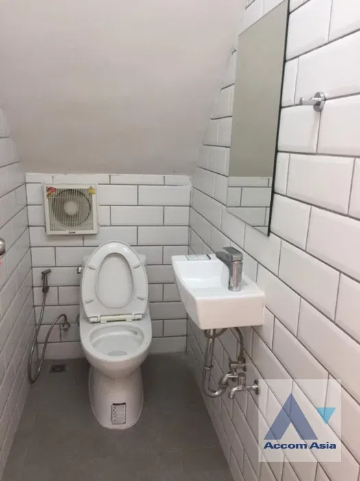 รูป 🔼🔽 AccomA 📩 Pet friendly 3 BR House in Thung Maha Mek (AA43786) - รูปที่ 15/20