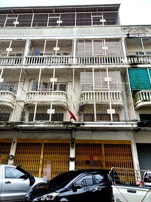 Shophouses for rent วิทยาลัยเทคนิคราชสิทธาราม : Shop House For Rent Ekkachai 76 Bangkok