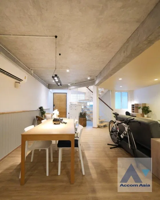 รูป 🔼🔽 AccomA 📩  3 BR Townhouse in Phra Khanong Nuea (AA30404) - รูปที่ 3/9
