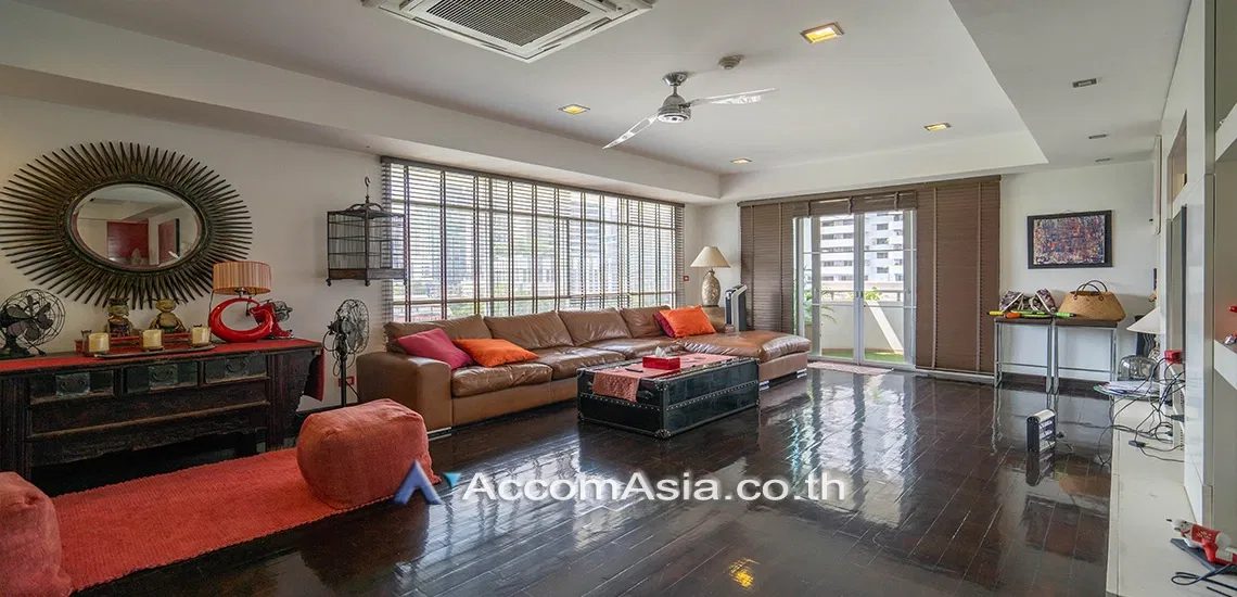 picture 🔼🔽 AccomA 📩  Stylish condominium with skyline view and bold interiors in Thong Lo (AA31037) - 5/18