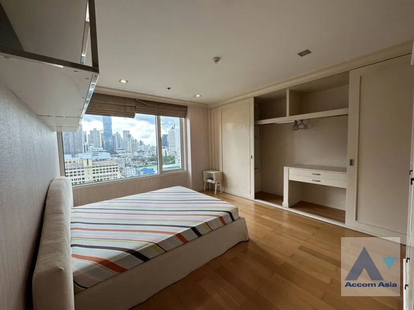 รูป 🔼🔽 AccomA 📩  3 BR Condominium @Royal Saladaeng (AA44482) - รูปที่ 16/20