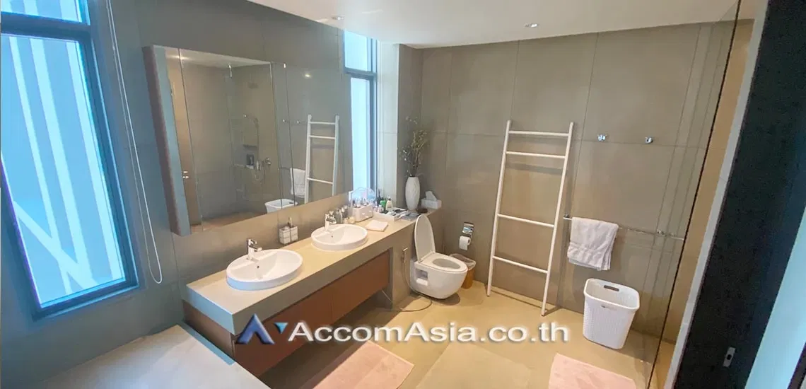 picture 🔼🔽 AccomA 📩 Condominium with skyline view in Sathorn (AA29387) - 7/16