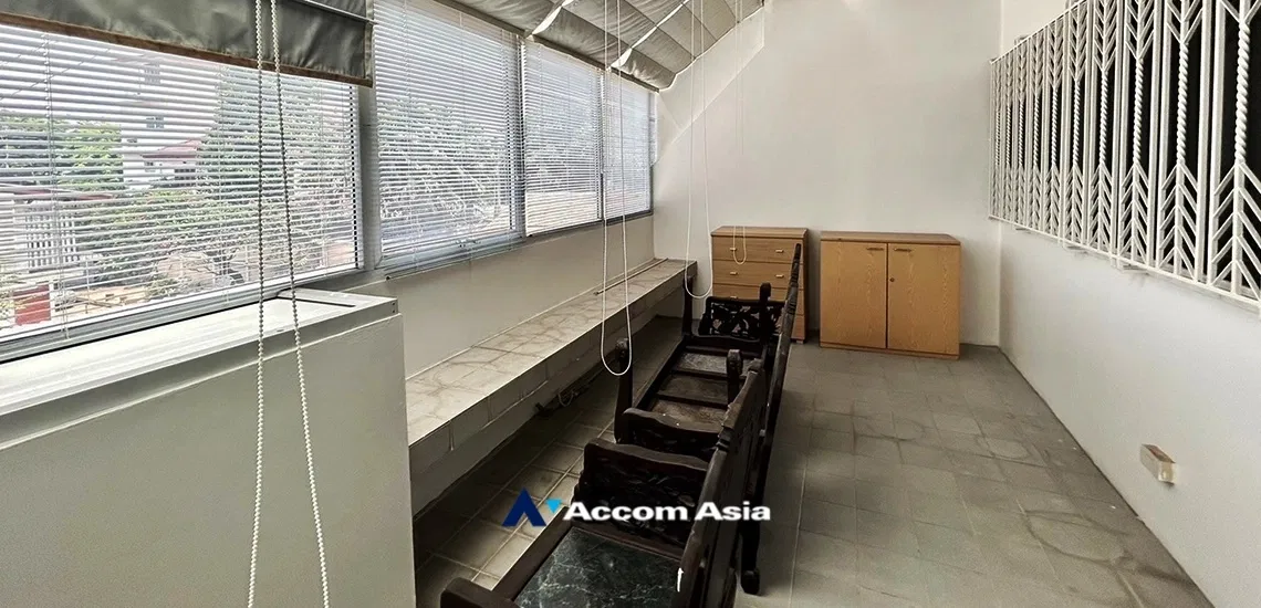 รูป 🔼🔽 AccomA 📩 Home Office 3 BR House in Phra Khanong Nuea (2514094) - รูปที่ 2/13