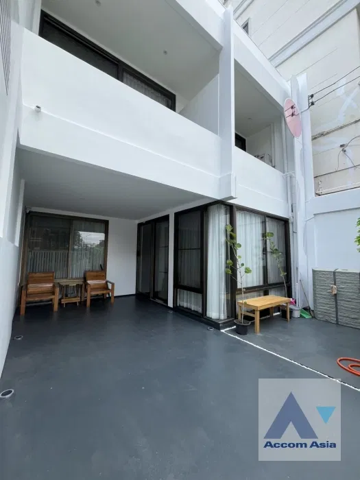 รูป 🔼🔽 AccomA 📩 2 Beds Townhouse for Rent in Rama 3, Bangkok near MRT Khlong Toei - MRT Queen Sirikit National Convention Centre (AA43594) - รูปที่ 7/8