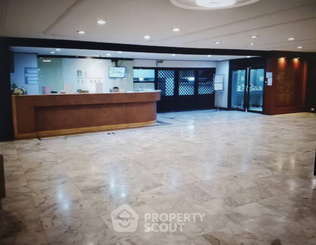 picture 2-BR Condo at D.S. Tower 2 Sukhumvit 39 Condominium near MRT Sukhumvit (ID 1806468) - 13/20