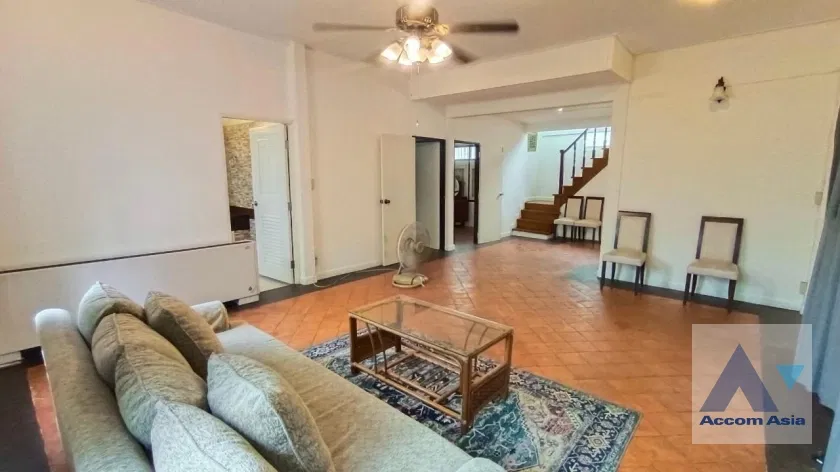 picture 🔼🔽 AccomA 📩 Classic home with private pool and garden in Phaholyothin (AA13424) - 10/20