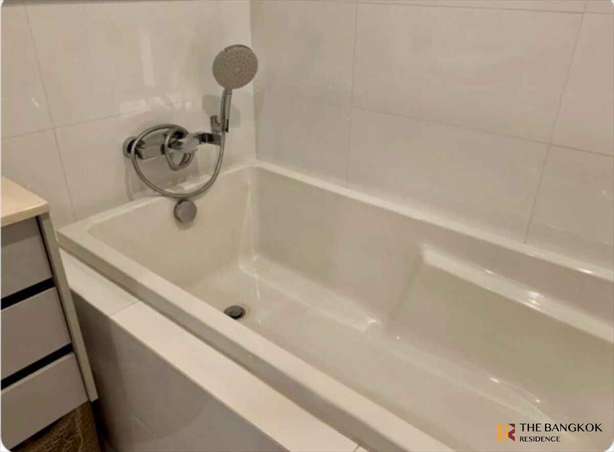 picture HQ By Sansiri 💫Luxury Condo in Central City Location✨Near BTS Thonglo - 10/11