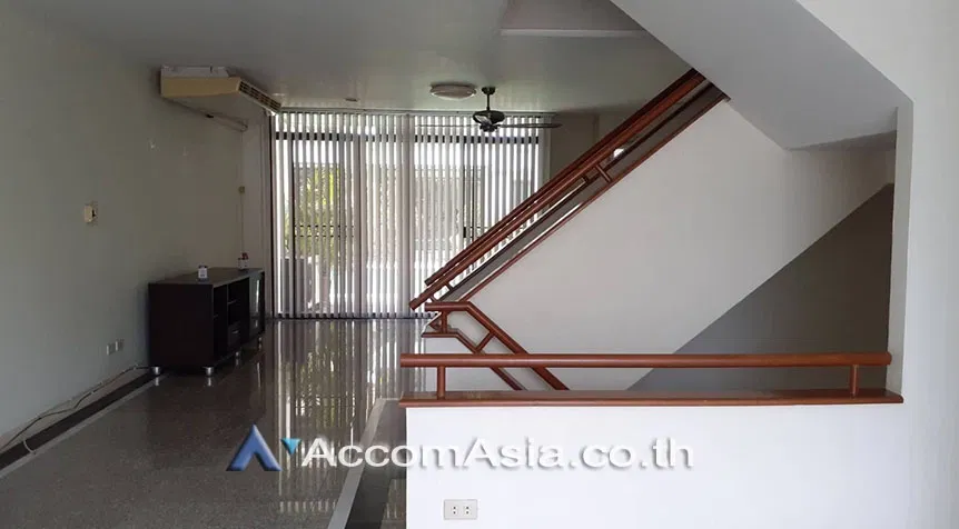 picture 🔼🔽 AccomA 📩  3 BR Townhouse @Private Sukhumvit Compound (45860) - 5/11