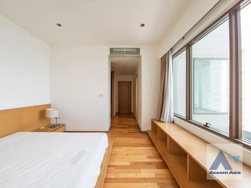 picture 🔼🔽 AccomA 📩  2 BR Condominium @The Emporio Place (1512731) - 12/20