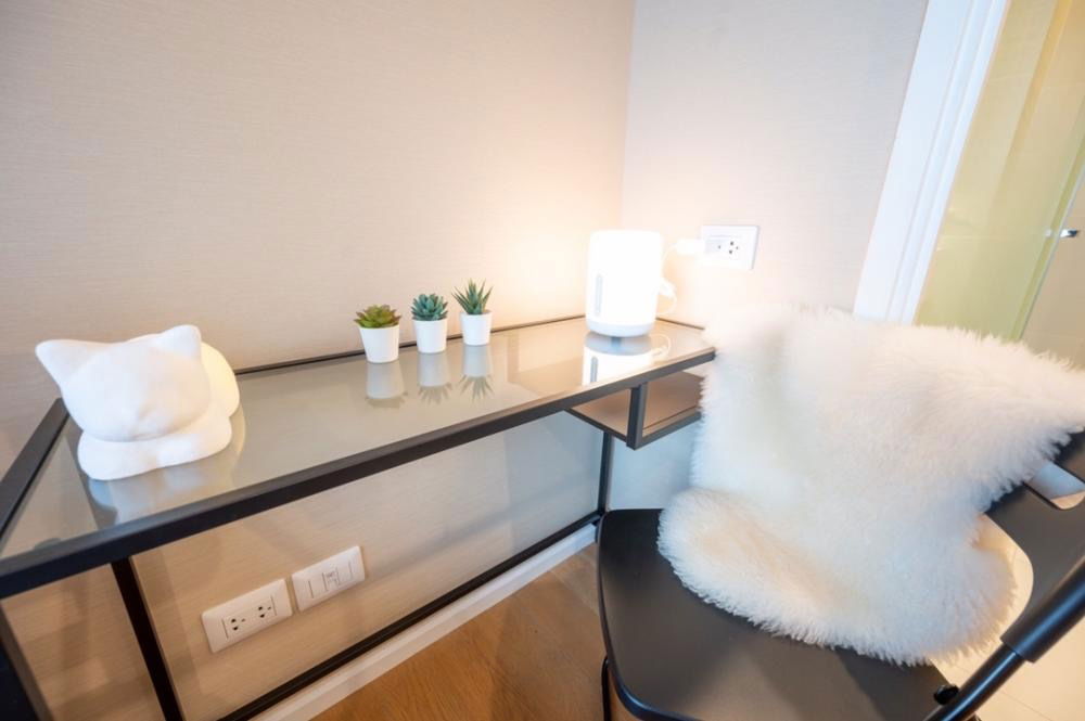 picture #S4440 For Rent The Saint Residence  - 7/14