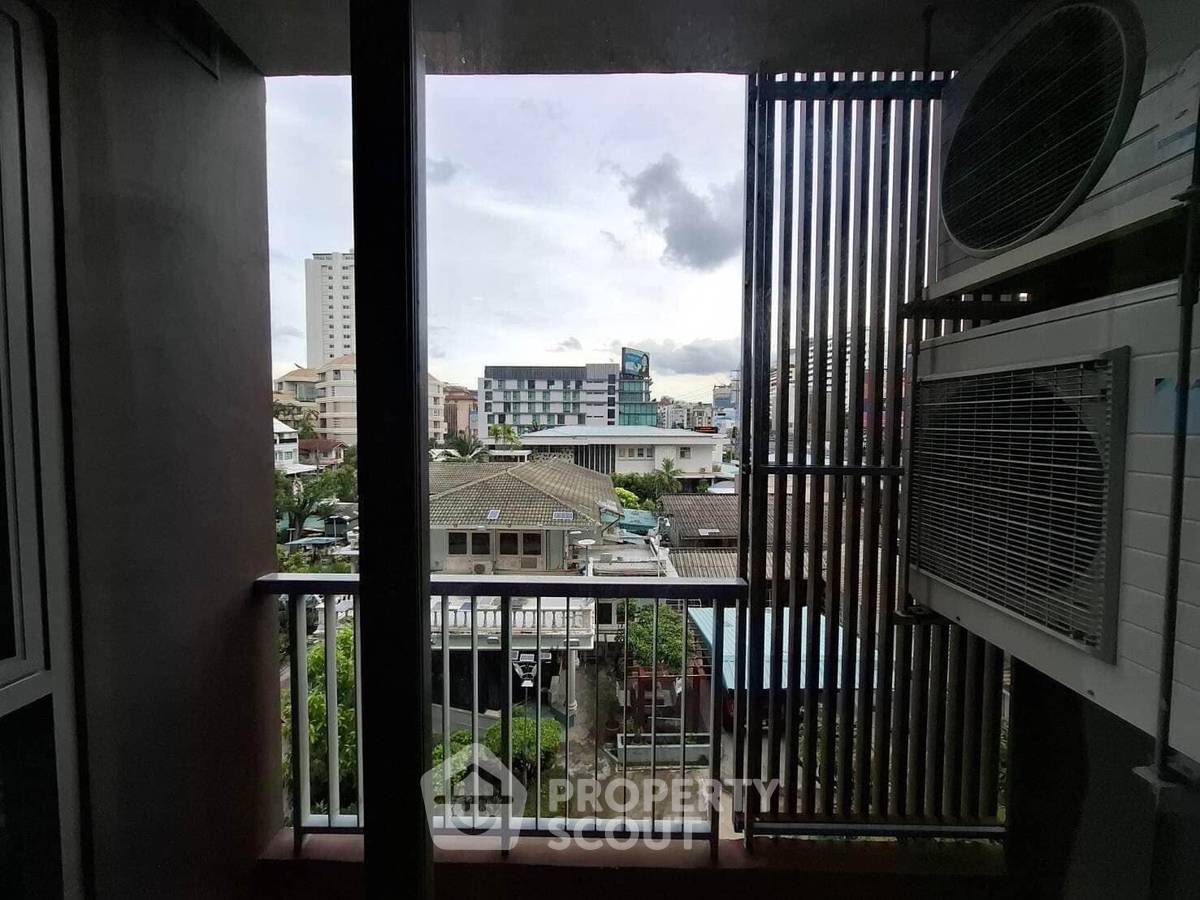 picture 1-BR Condo at Focus Ploenchit near BTS Nana (ID 1867306) - 9/10