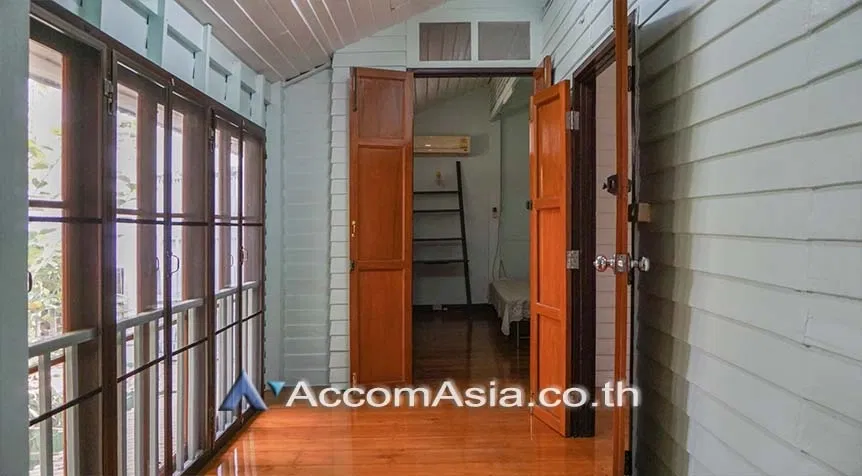 picture 🔼🔽 AccomA 📩 Home Office,Pet friendly 2 BR House in  Lumphini (20706) - 10/13