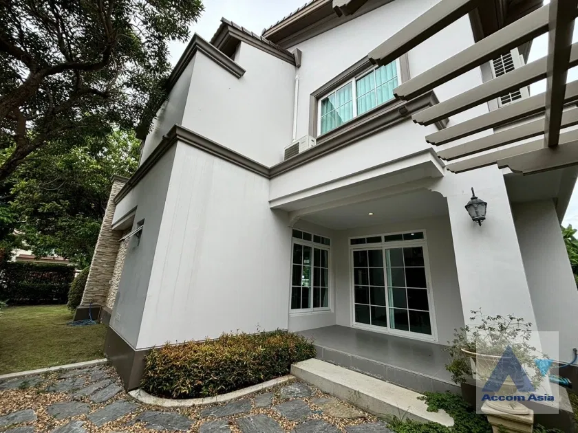 รูป 🔼🔽 AccomA 📩 Sleek Contemporary Home with Double-Height Foyer and Stylish Kitchen  (AA42158) - รูปที่ 2/20