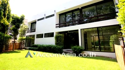 เช่าบ้านเดี่ยว เขตสาทร : 🔼🔽 AccomA 📩 Charming house with big garden and ideal location in Sathorn (AA17161)