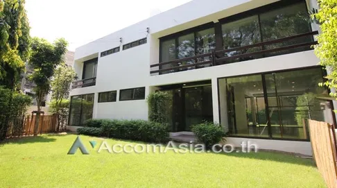 🔼🔽 AccomA 📩 Charming house with big garden and ideal location in Sathorn (AA17161)