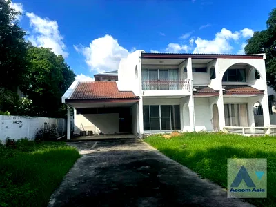 Houses for sale Soi On Nut (Sukhumvit 77) : 🔼🔽 AccomA 📩  3 BR House @Panya Pattanakarn Village (AA41965)