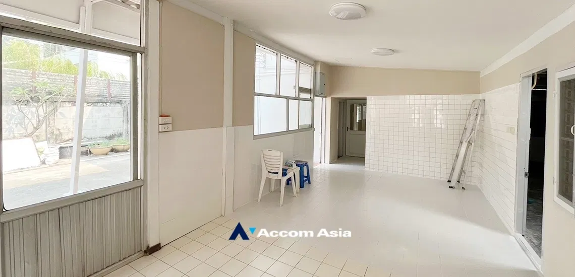 picture 🔼🔽 AccomA 📩  2 BR House in Phra Khanong Nuea (AA29465) - 3/5