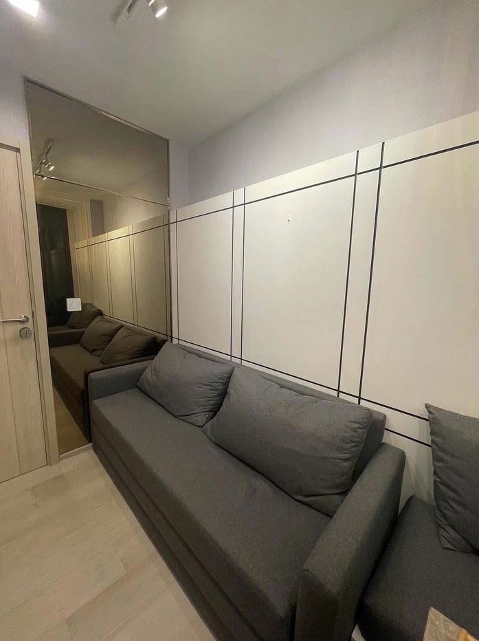 picture Forrent Life One Wireless Condominiums  - 3/7