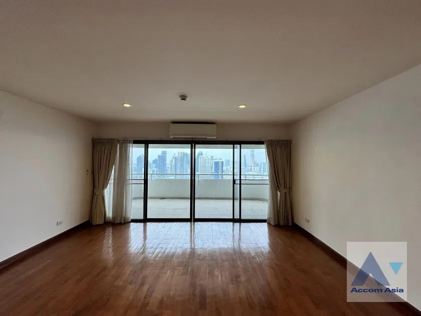 picture 🔼🔽 AccomA 📩 Big Balcony 3 BR Condominium @Tower Park (AA39573) - 6/17