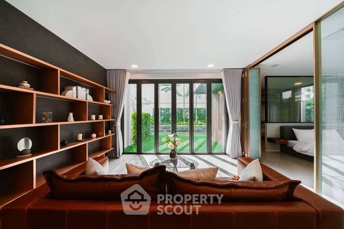 รูป บ้าน 4-ห้องนอน ที่ วีเว่ กรุงเทพกรีฑา ใกล้ กรุงเทพกรีฑา (ID 2284356) - รูปที่ 5/21