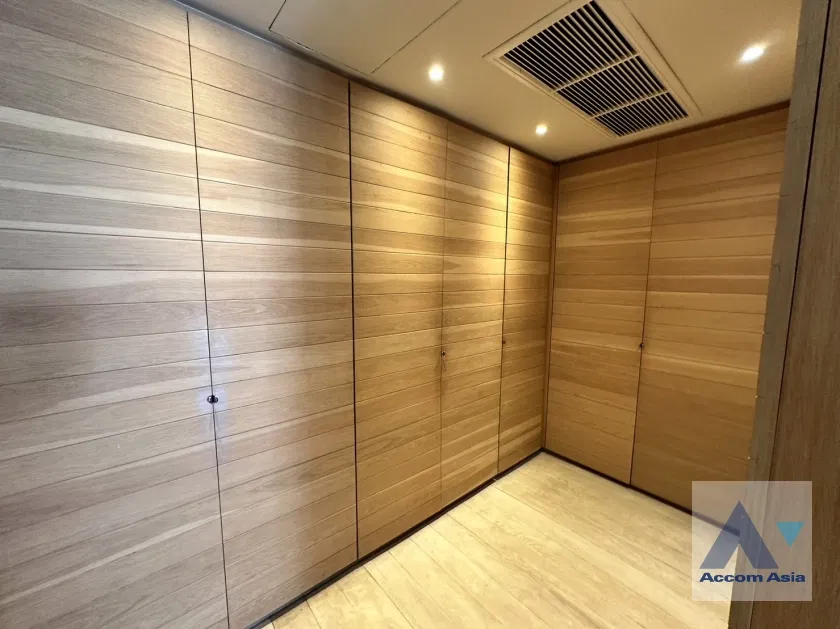 รูป 🔼🔽 AccomA 📩 Elegant Condominium in Prime Sathorn with Dual Entrances (20798)  - รูปที่ 11/17