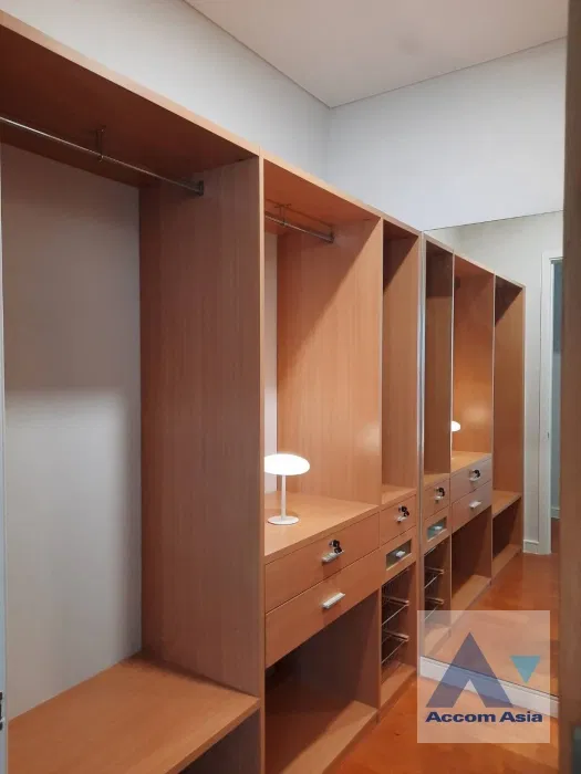 รูป 🔼🔽 AccomA 📩 Pet friendly 2 BR Condominium @Fullerton Sukhumvit (AA44201) - รูปที่ 4/9