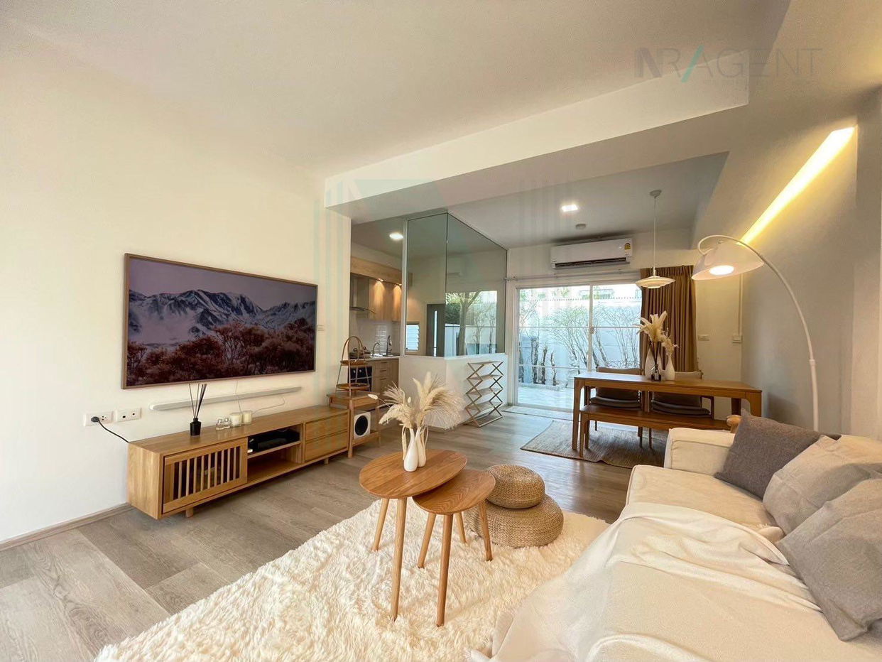 picture 📌 For Sell Town house INDY BANGNA-RAMKHAMHAENG 2 2-story 3 bedroom 3 bathroom - 1/8