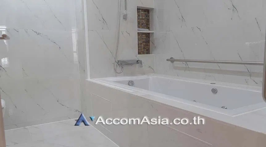 picture 🔼🔽 AccomA 📩 Spacious city-view condominium at La Cascade in Sukhumvit (24423) - 6/10