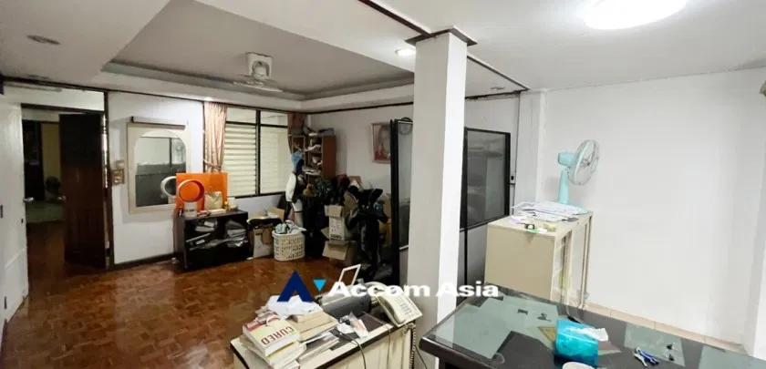 รูป 🔼🔽 AccomA 📩  3 BR Townhouse in Khlong Ton Nuea (AA13908) - รูปที่ 13/19