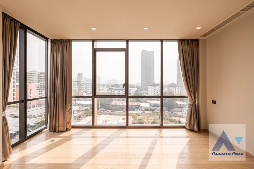 picture 🔼🔽 AccomA 📩 Stylish condominium with bold interiors and modern comforts (AA39282) - 7/14
