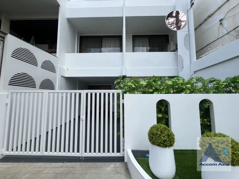 รูป 🔼🔽 AccomA 📩 2 Beds Townhouse for Rent in Rama 3, Bangkok near MRT Khlong Toei - MRT Queen Sirikit National Convention Centre (AA43594) - รูปที่ 8/8