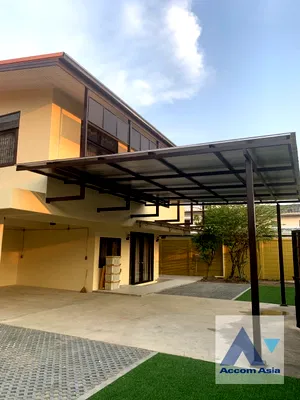 Houses for rent Soi Sukhumvit 101 : 🔼🔽 AccomA 📩  4 BR House in Bang Chak (AA36952)