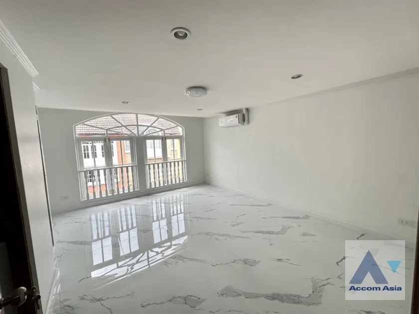 รูป 🔼🔽 AccomA 📩  4 BR Townhouse @Yenakart Residence (AA43570) - รูปที่ 14/20