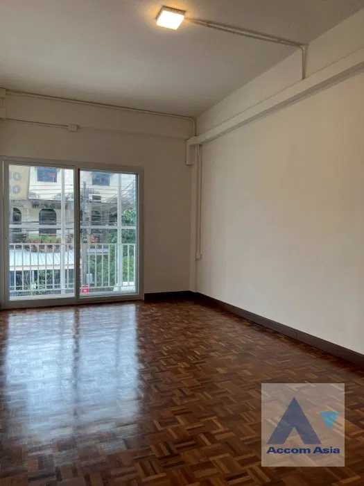 รูป 🔼🔽 AccomA 📩 Home Office 5 BR Townhouse in Klong Tan (AA22936) - รูปที่ 12/20