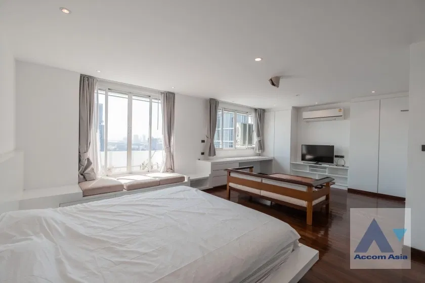 รูป 🔼🔽 AccomA 📩 Panoramic-view condo with bright interiors at Monterey Place (AA28408) - รูปที่ 16/20