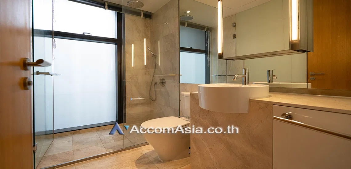 รูป 🔼🔽 AccomA 📩 Elegant modern condominium with city view in Sathorn (AA29635) - รูปที่ 12/14