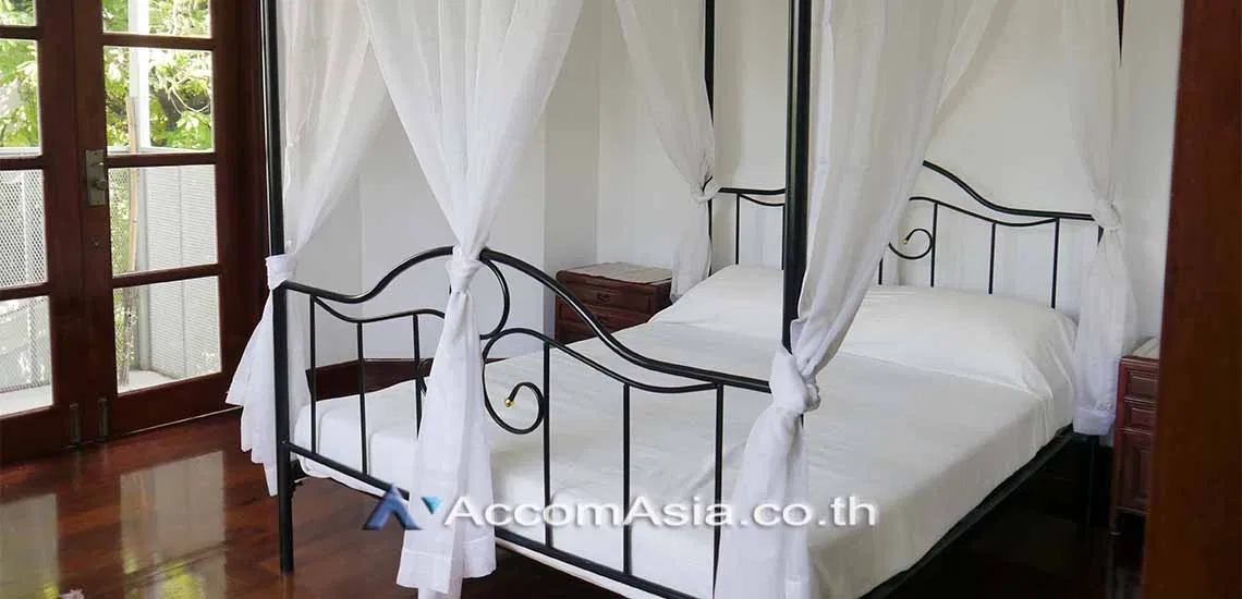 รูป 🔼🔽 AccomA 📩  Elegant European-Style Home with Central Spiral Staircase (AA22749) - รูปที่ 11/20
