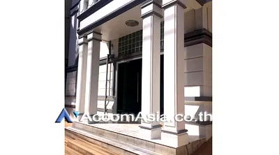 เช่าบ้านเดี่ยว ซอยทองหล่อ (สุขุมวิท 55) : 🔼🔽 AccomA 📩 Home Office 4 BR House @Sukhumvit Villa (50078)