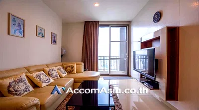 เช่าคอนโด BTS ทองหล่อ : 🔼🔽 AccomA 📩 Modern white-tone condo with city balcony in Sukhumvit at Quattro Thonglor (13000592)
