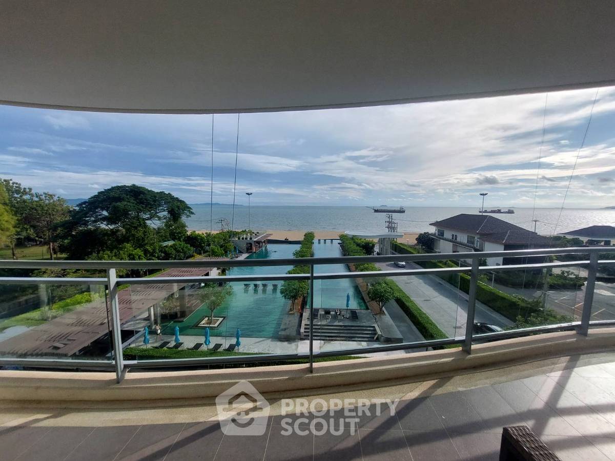 รูป คอนโด 3-ห้องนอน ที่ รีเฟล็คชั่น จอมเทียน บีช พัทยา ใกล้ เมืองพัทยา (ID 1557838) - รูปที่ 1/16