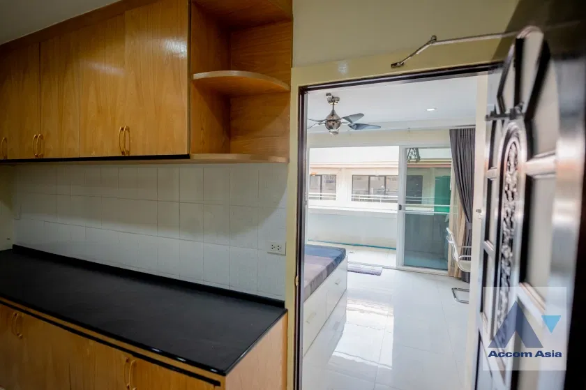 รูป 🔼🔽 AccomA 📩 Furnished home designed for home office use in Phra Khanong (AA42943) - รูปที่ 19/20