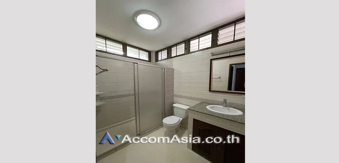 รูป 🔼🔽 AccomA 📩  5 BR House in Khlong Ton Nuea (AA29561) - รูปที่ 14/16