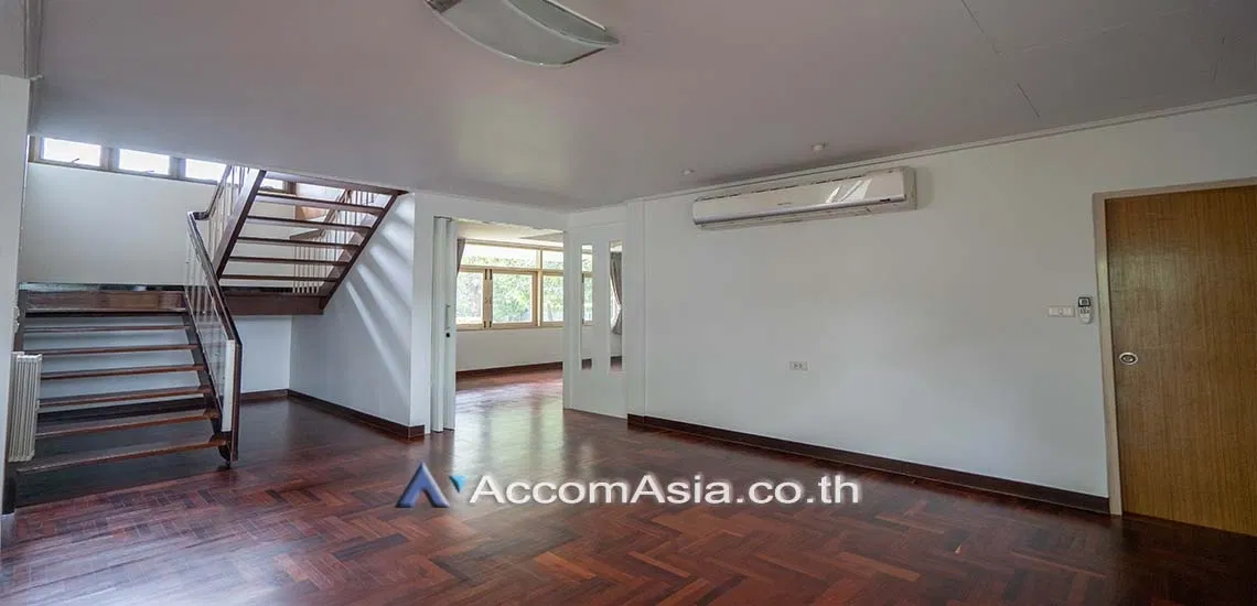 picture 🔼🔽 AccomA 📩 Nature-filled 2-storey home in Phrakanong (60068) - 9/18