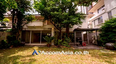 เช่าบ้านเดี่ยว พร้อมพงษ์ : 🔼🔽 AccomA 📩 Pet friendly 3 BR House in Klong Tan (2314124)
