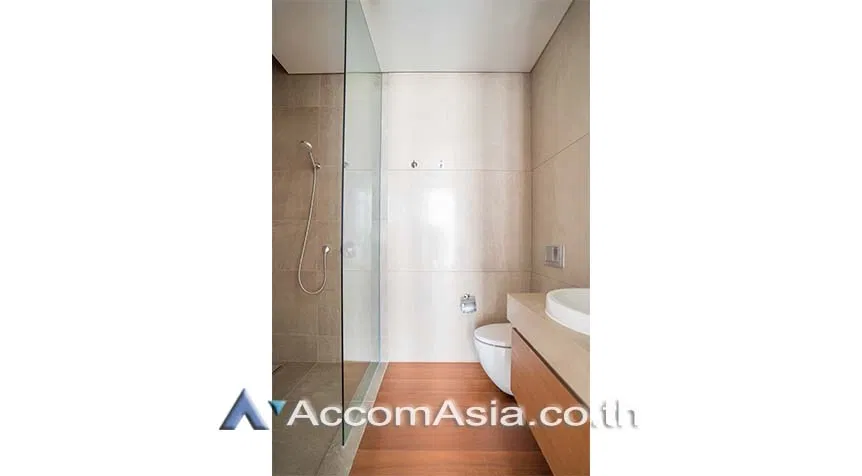 รูป 🔼🔽 AccomA 📩  Contemporary condominium with full-height windows and open space in Sathorn (AA27661) - รูปที่ 13/18