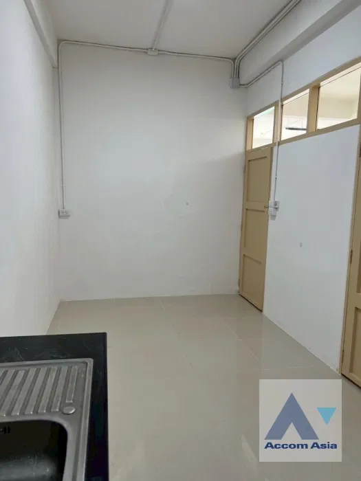 รูป 🔼🔽 AccomA 📩 Home Office 5 BR Townhouse in Klong Tan (AA22936) - รูปที่ 5/20