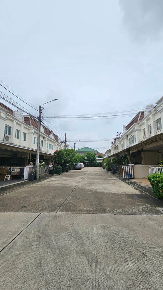 รูป ด่วน ขายทาวน์เฮ้าส์สองชั้น The Exclusive Townhome  - รูปที่ 1/4