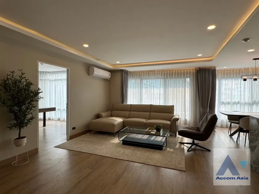 picture 🔼🔽 AccomA 📩  3 BR Condominium @Navin Court (AA39924) - 2/20