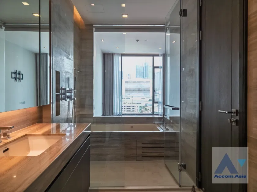รูป 🔼🔽 AccomA 📩 Modern condominium with Full-Length Windows and City Views in Sukhumvit (AA42985) - รูปที่ 11/17